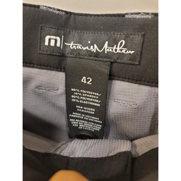 Travis Mathew Starnes Stretch Performance Shorts in Quiet Shade - Picture 5 of 8